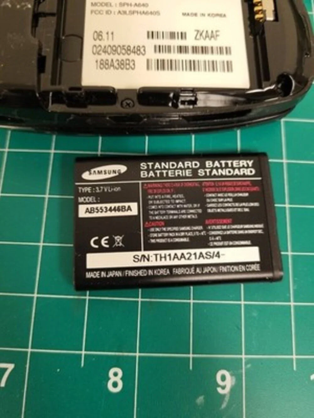 Samsung SPH-A640 Flip Phone Portable Dualband Tri-mode Phone Parts Repair Untest